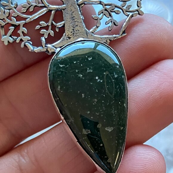 Tree With a Dark Green Stone Pendant Crystal Stone Jewelry - Picture 8 of 8